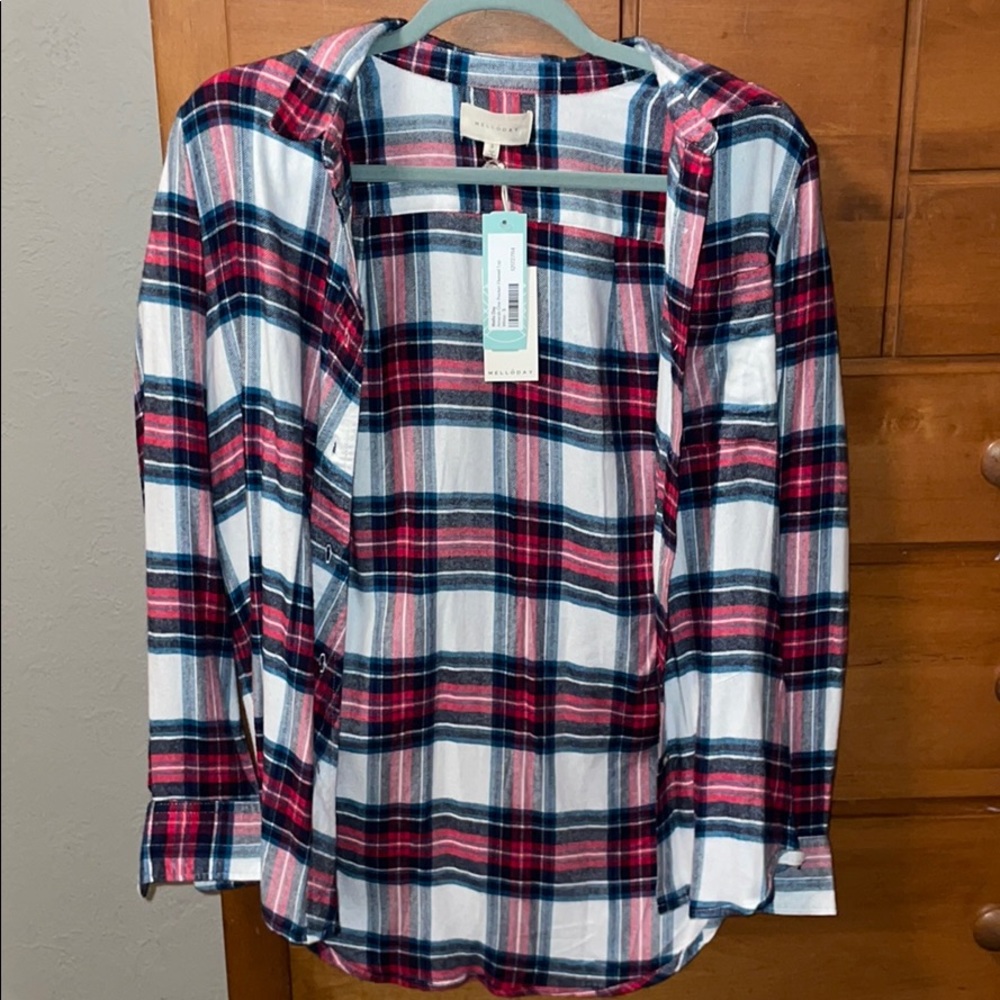BNWT plaid button up flannel